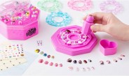 メガハウス、女児向けの本格的ネイル玩具発売