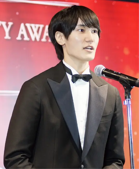 ISSEI様 (YouTubeの国内チャンネル登録者数1位のクリエイター)