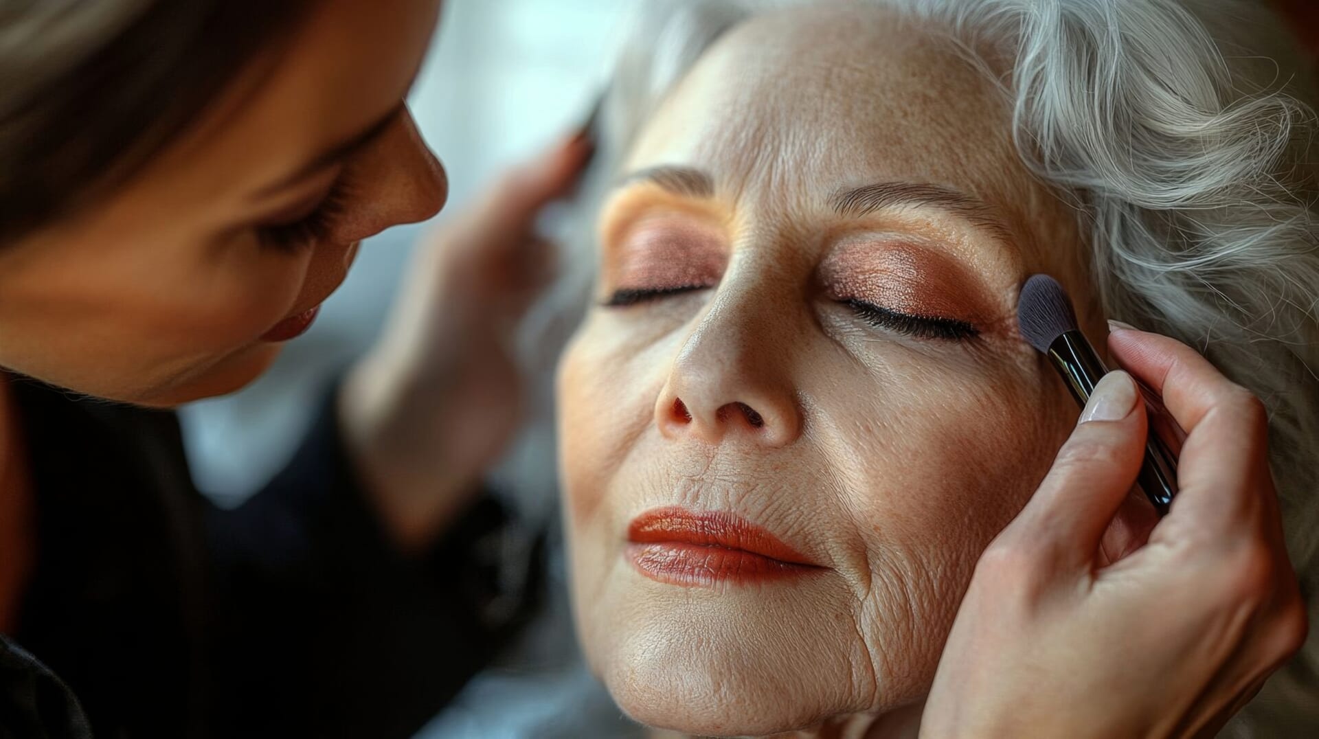 高齢社会で求められる美容ケアとは？ 生涯続く自己ケアの重要性