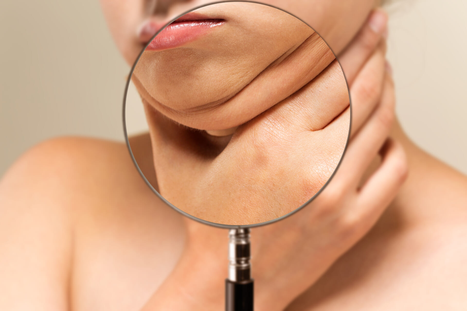 フェイスラインのもたつき原因と手技と美容機器の改善アプローチ